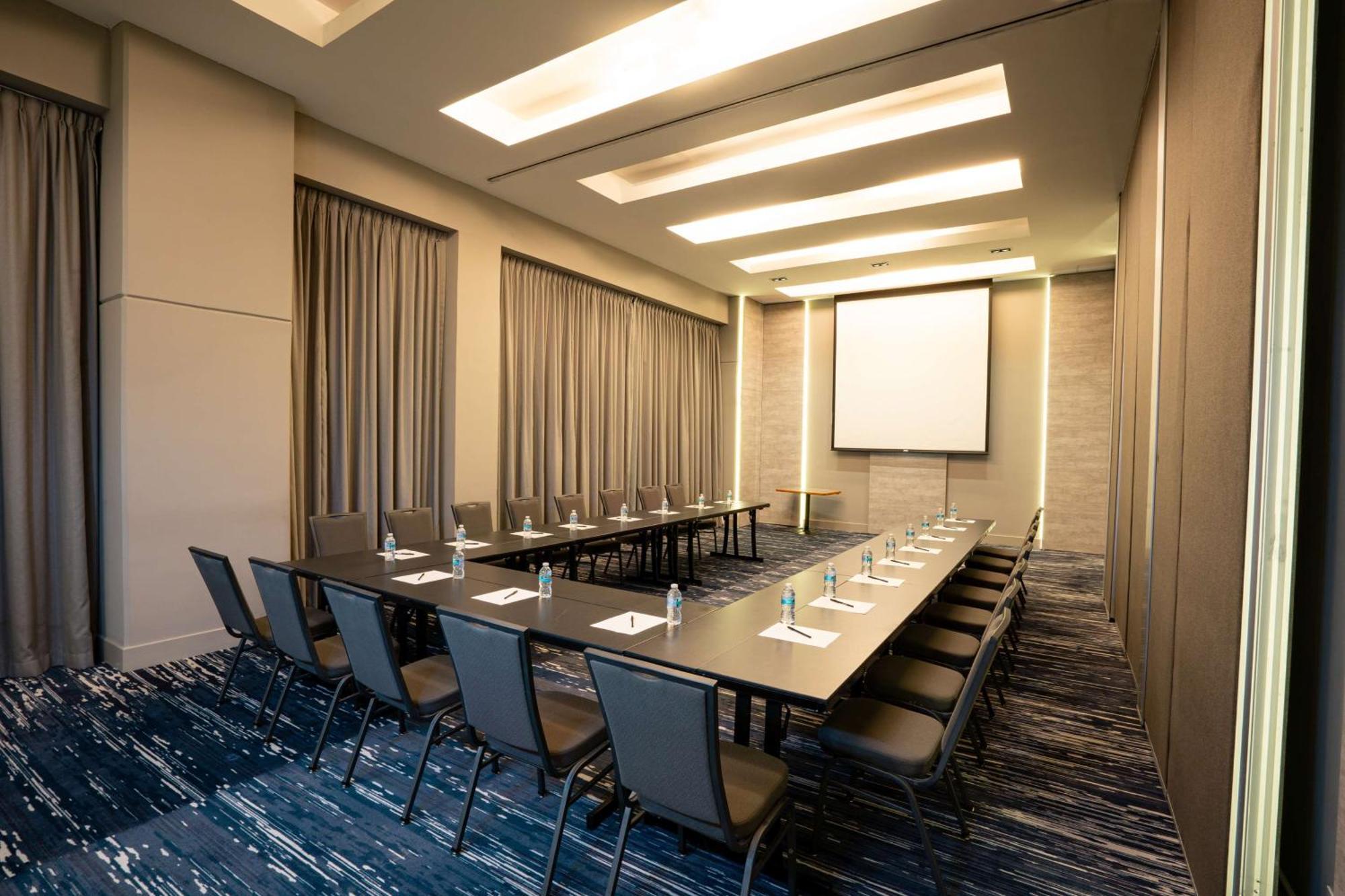 Hilton Garden Inn Mexico City Santa Fe Экстерьер фото