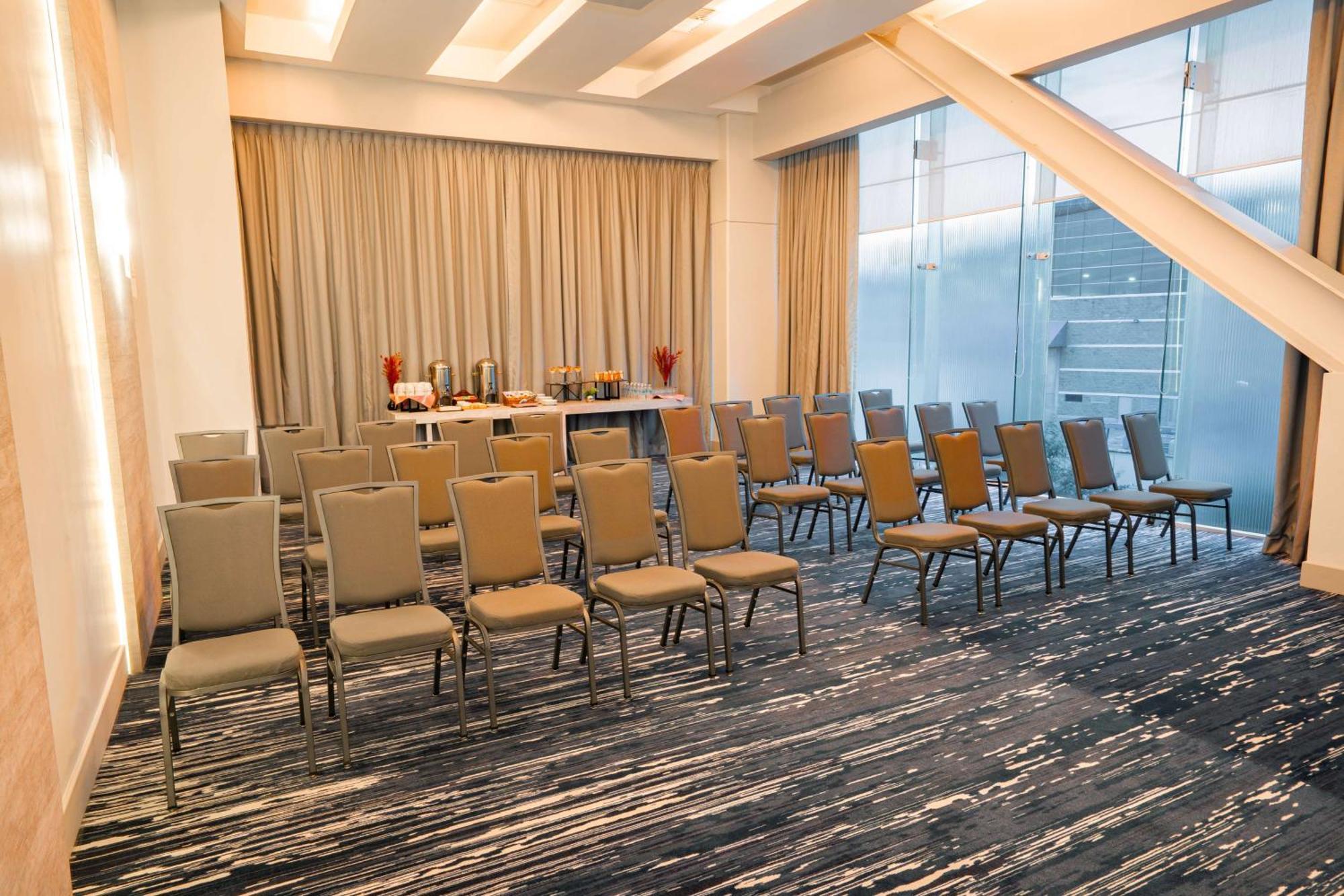 Hilton Garden Inn Mexico City Santa Fe Экстерьер фото