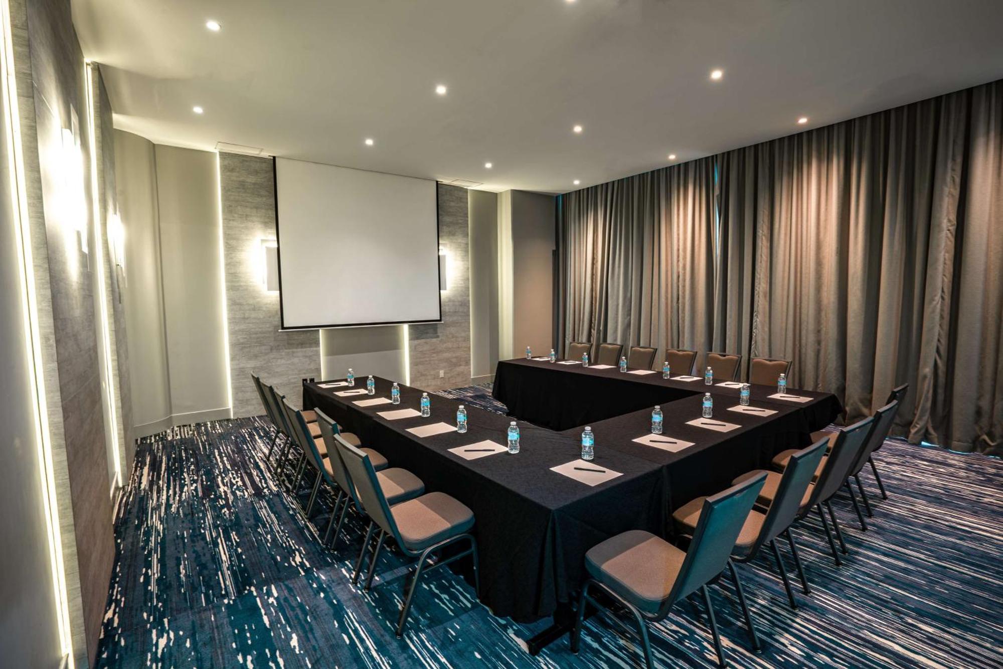 Hilton Garden Inn Mexico City Santa Fe Экстерьер фото