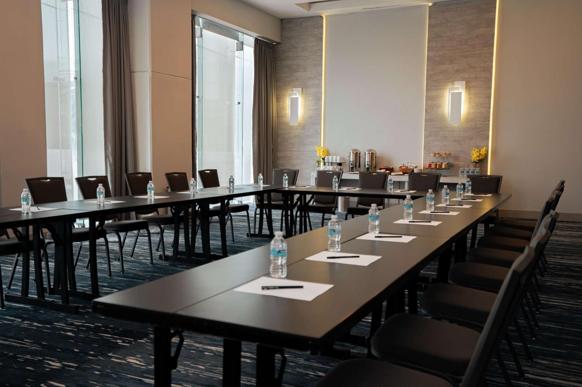 Hilton Garden Inn Mexico City Santa Fe Экстерьер фото