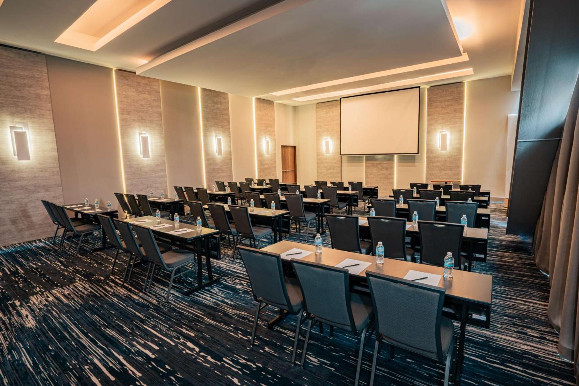 Hilton Garden Inn Mexico City Santa Fe Экстерьер фото